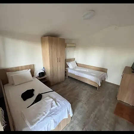 Guest house Вила Хисар *